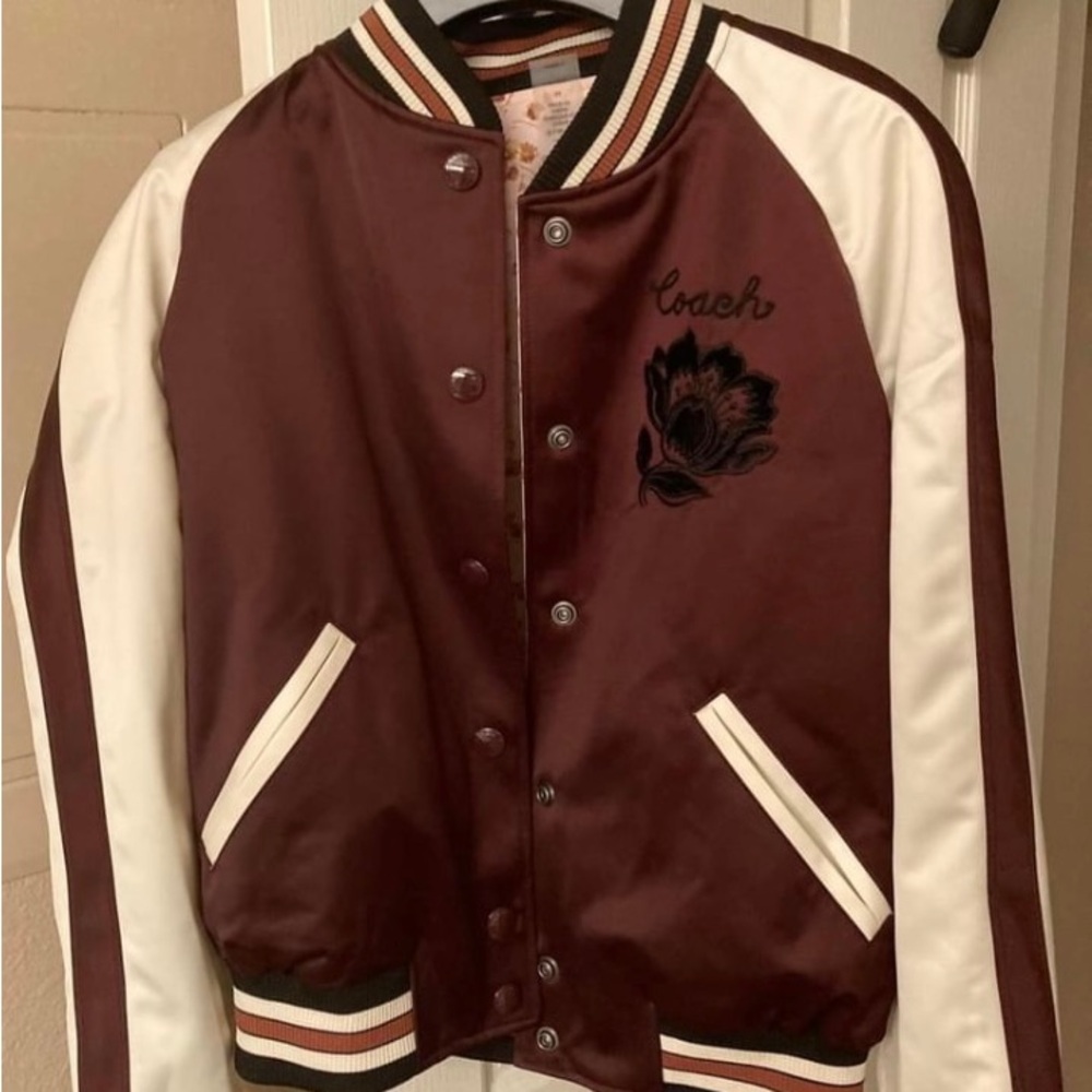Coach revisable bomber jacket burgundy/ pink 
Size xs